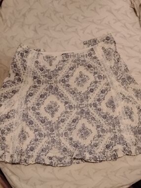 Wild Fable White and Blue Floral Lace Flirty Feminine Skirt 2XL NWT